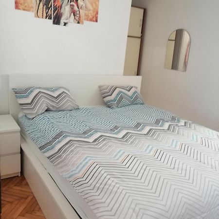 Apartman Ivo Baška Voda Quarto foto