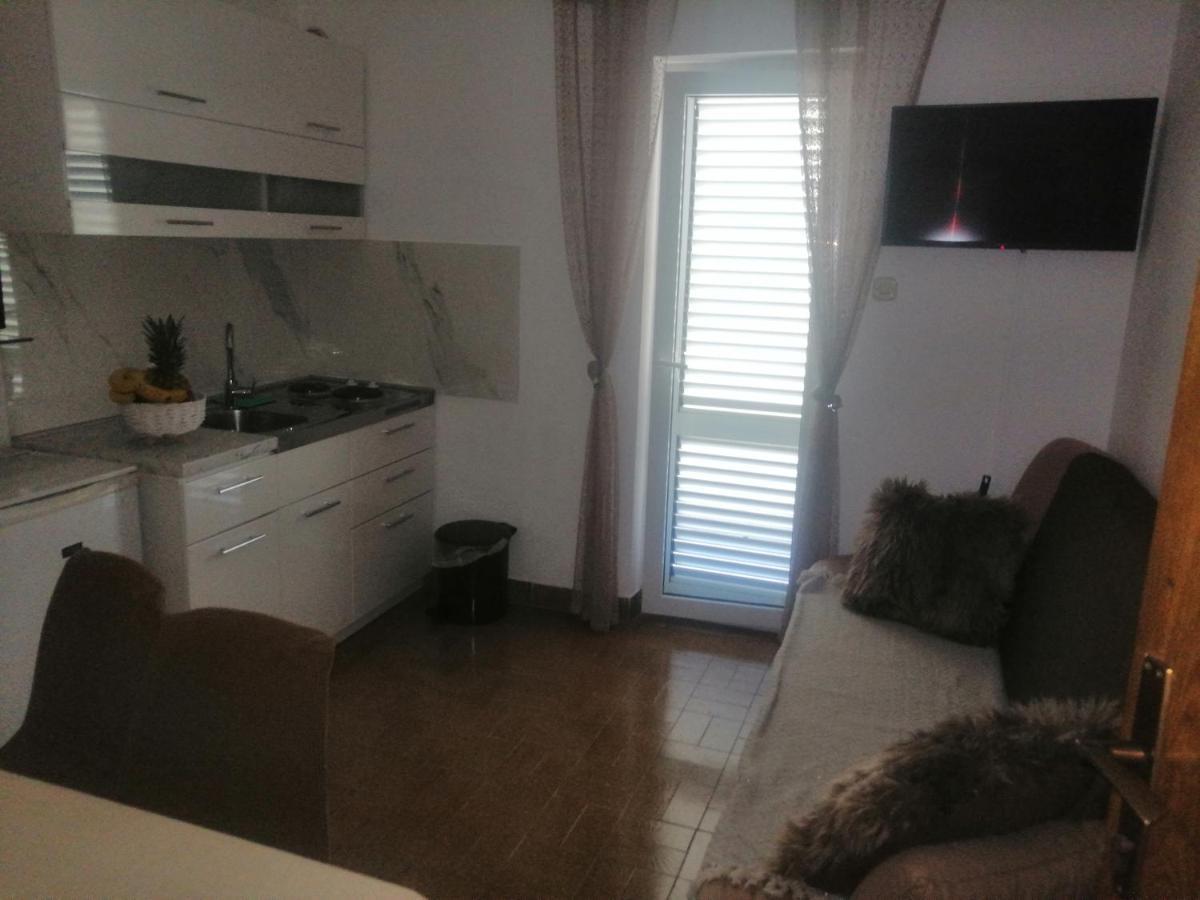 Apartman Ivo Baška Voda Exterior foto